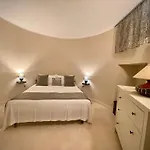 Alojamento de Acomodação e Pequeno-almoço Pignatelli Bari