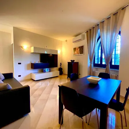 Pignatelli Bed & Breakfast *